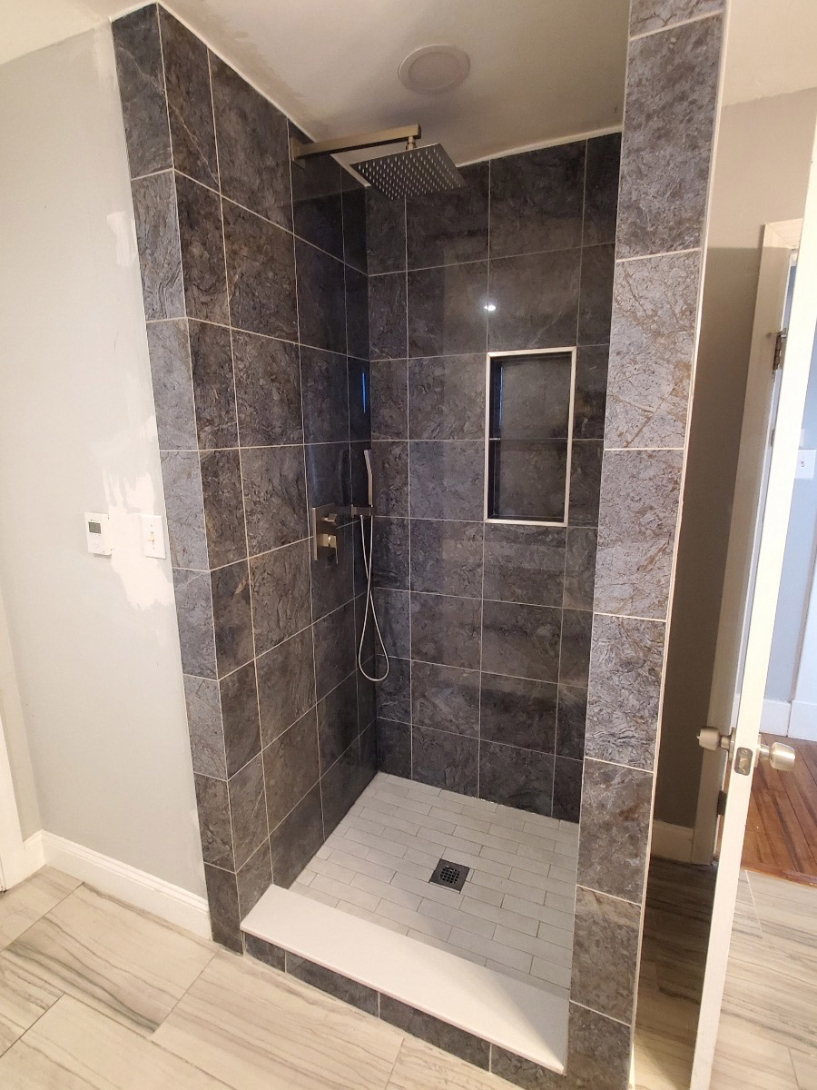 Walk-In Showers:  The Modern Must-Have for Any Bathroom Remodel