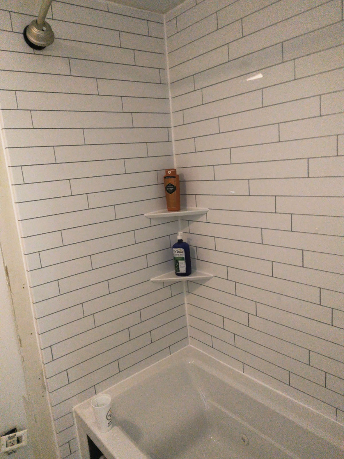 replace bathtub in apartment